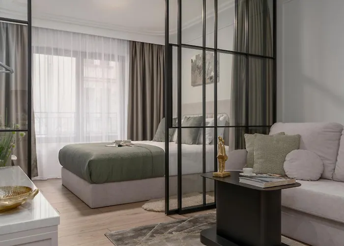 Libra - Loftaffair * Krakov