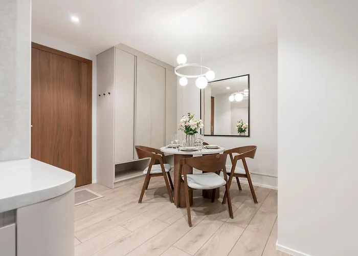 Libra - Loftaffair * Krakov